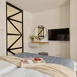 Enklawa Polany - Scenic Mountain View Retreat With Natural Pool By Downtown 아파트 코스실리스코