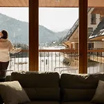 Enklawa Polany - Scenic Mountain View Retreat With Natural Pool By Downtown *