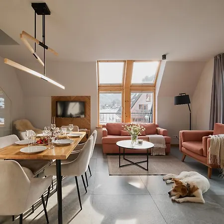Apartment Enklawa Polany - Scenic Mountain View Retreat With Natural Pool By Downtown Kościelisko