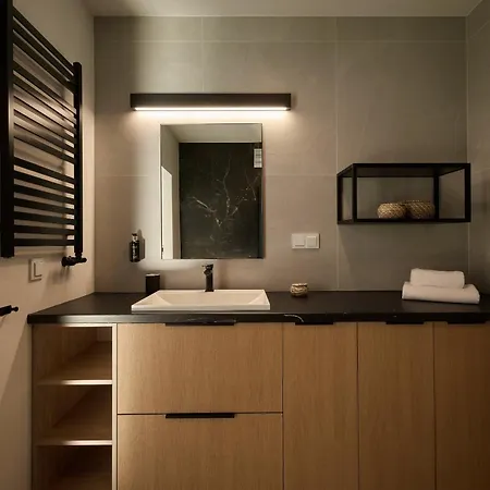 Enklawa Polany - Scenic Mountain View Retreat With Natural Pool By Downtown Apartment *