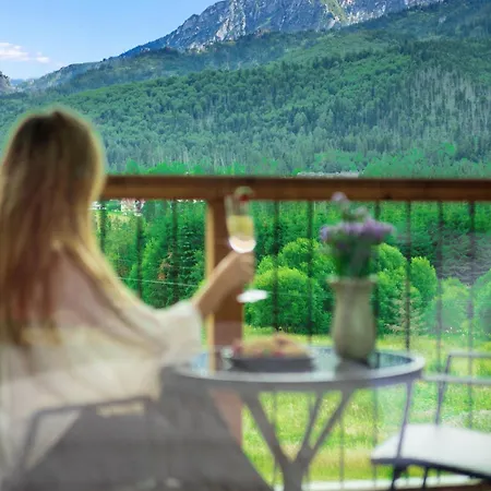 Enklawa Polany - Scenic Mountain View Retreat With Natural Pool By Downtown Apartment *