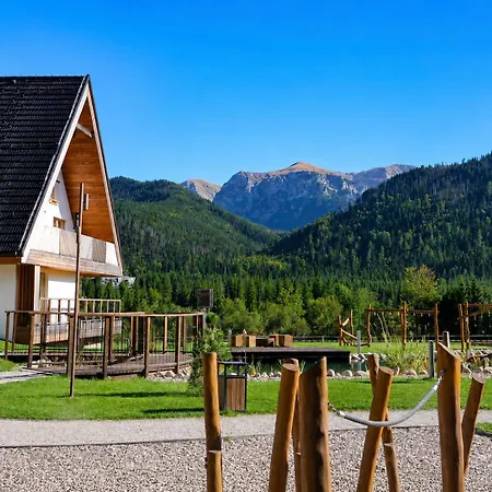 Enklawa Polany - Scenic Mountain View Retreat With Natural Pool By Downtown Apartment *